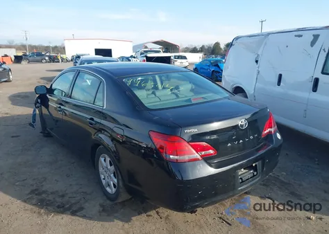 2008 Toyota Avalon Xl z USA, uszkodzony, nr VIN 4T1BK36B08U292195